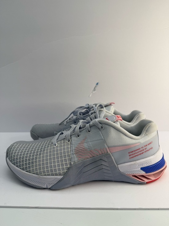 Nike Shoes - Women’s Nike Metcon 8 light grey blue pink shoes. D09327-005.